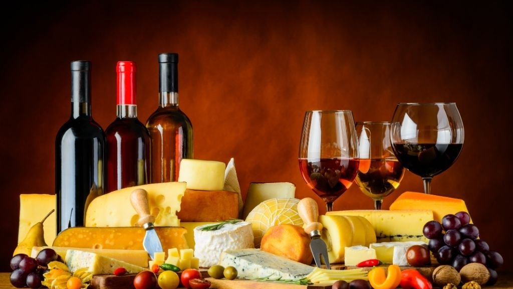 Encontre a harmonização ideal de vinhos e queijos para impressionar e deliciar o paladar.